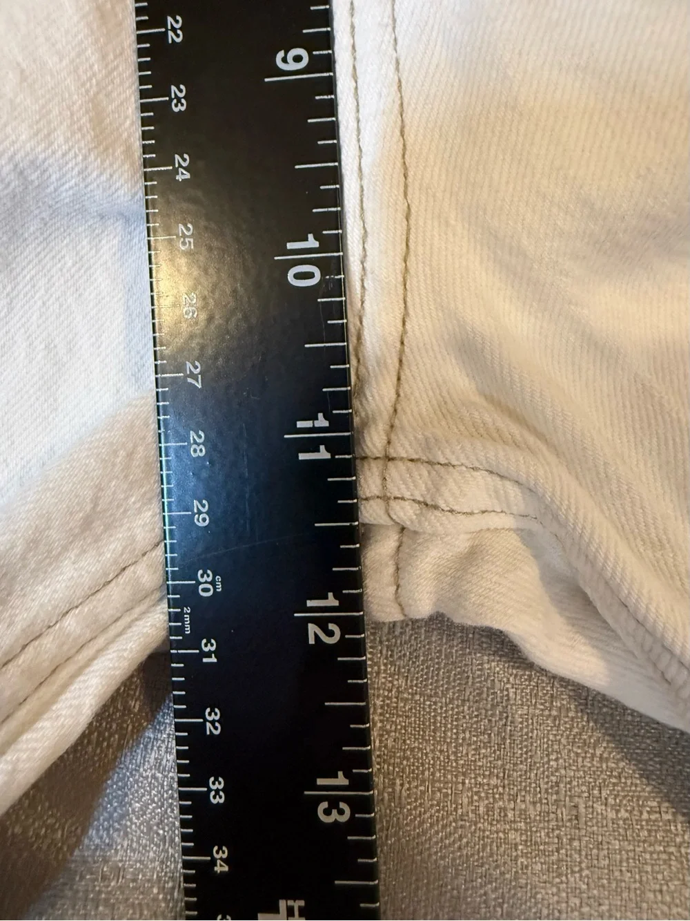 Women’s White Straight-Leg Jeans